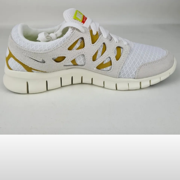 Nike women's running shoes size 9 1/2 - Picture 7 of 12